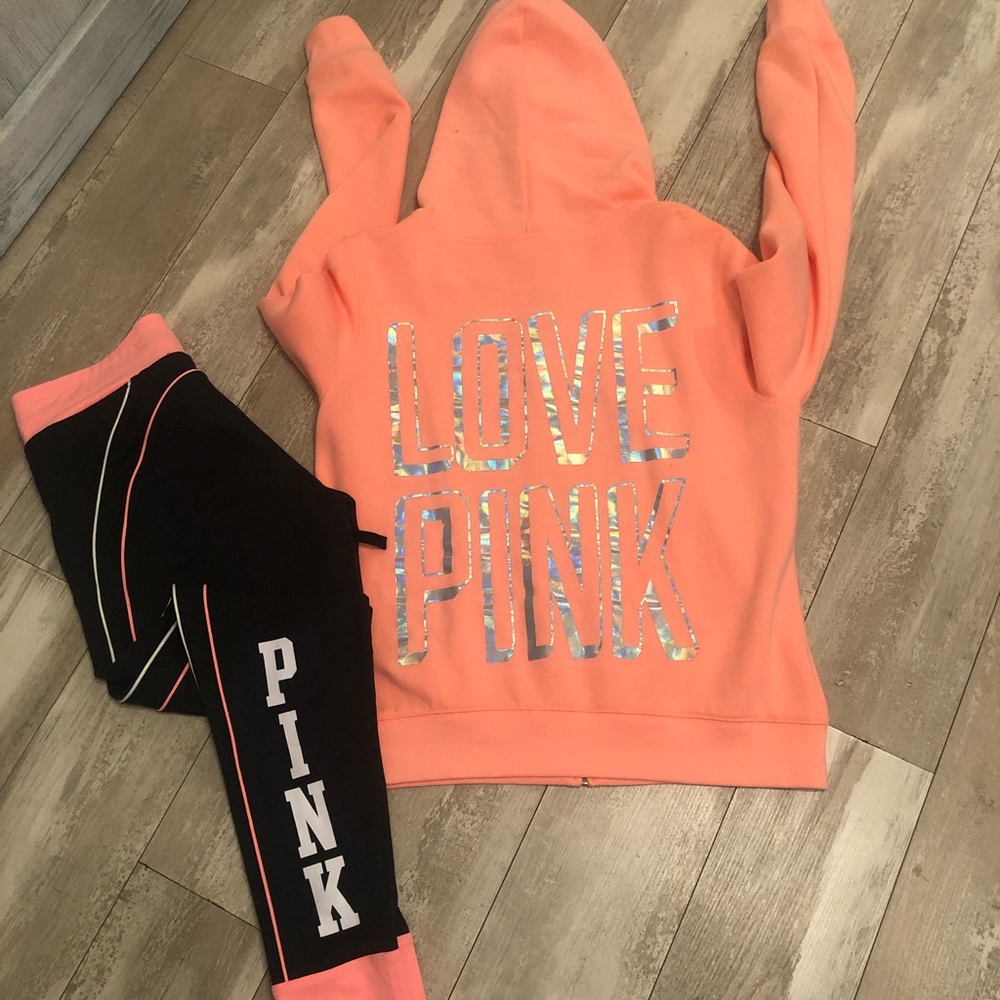 🔥🛍💕vs pink super rhtf size large read below 👇